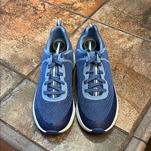 Dansko Sky Sneakers in excellent condition size 38 UK